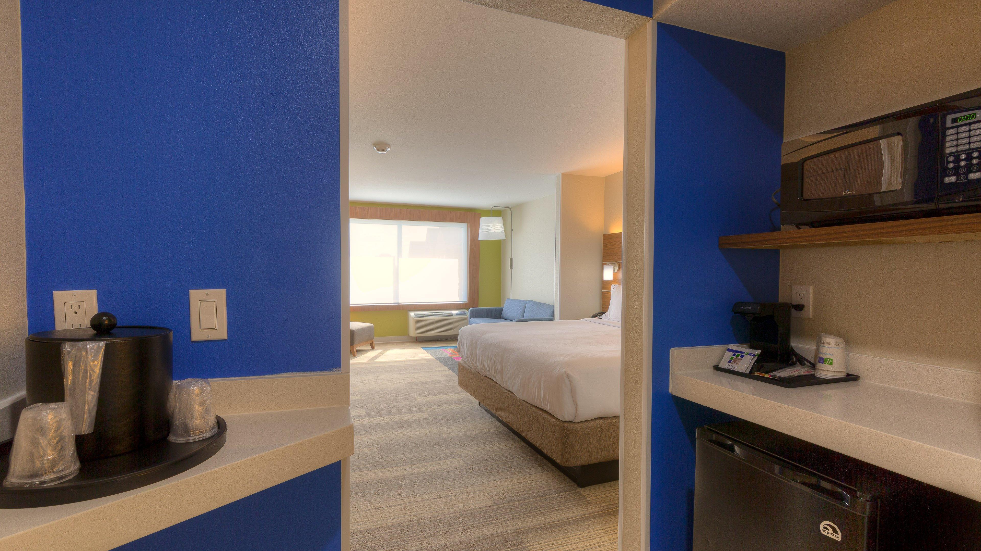 Holiday Inn Express & Suites Tulsa Midtown By Ihg Екстер'єр фото