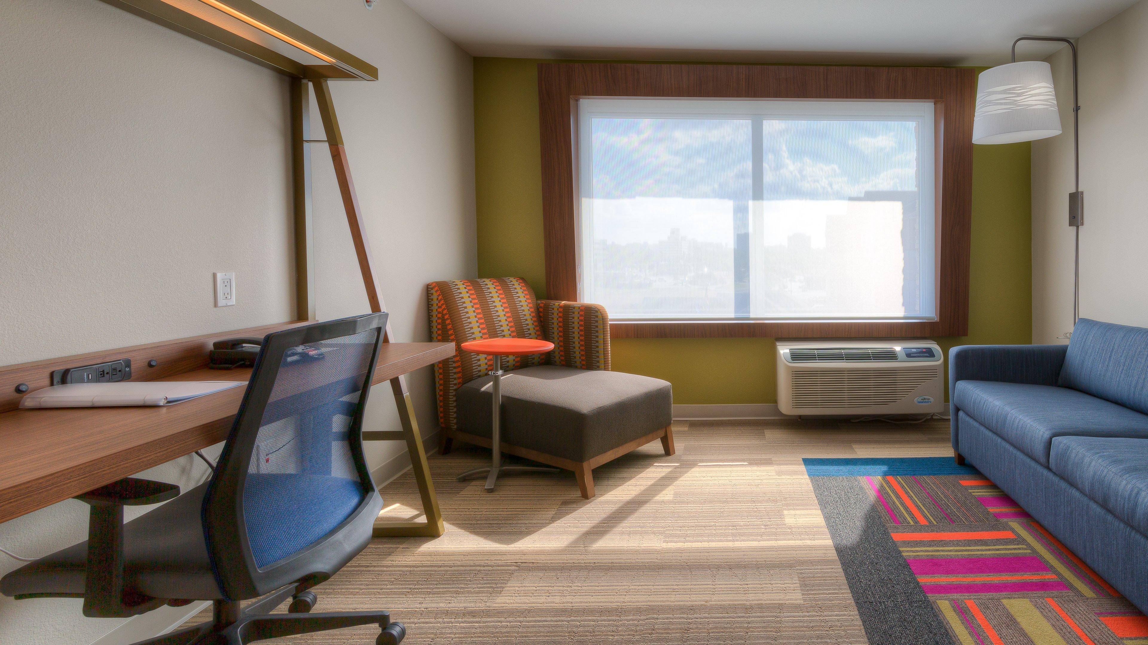 Holiday Inn Express & Suites Tulsa Midtown By Ihg Екстер'єр фото